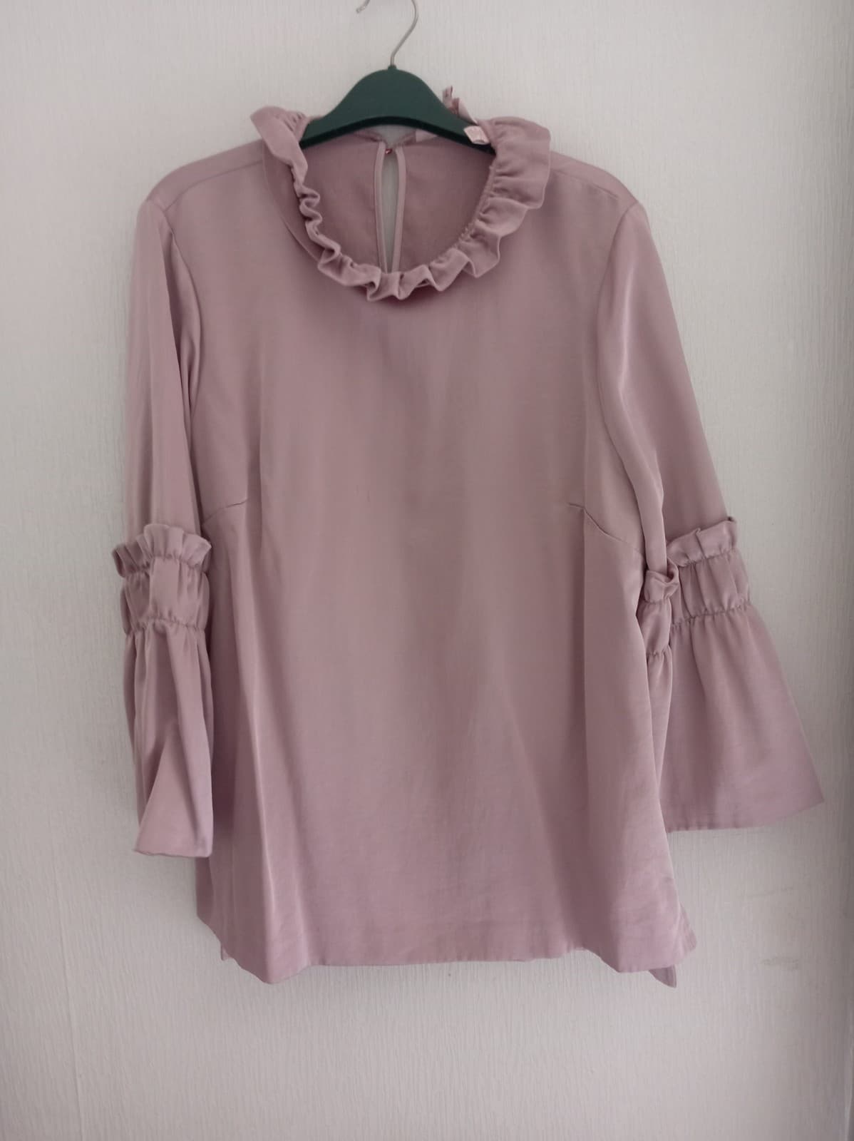 Ted Baker Satin Blouse Features A Delicate Ruffled Neckline and A Soft Fabric 14